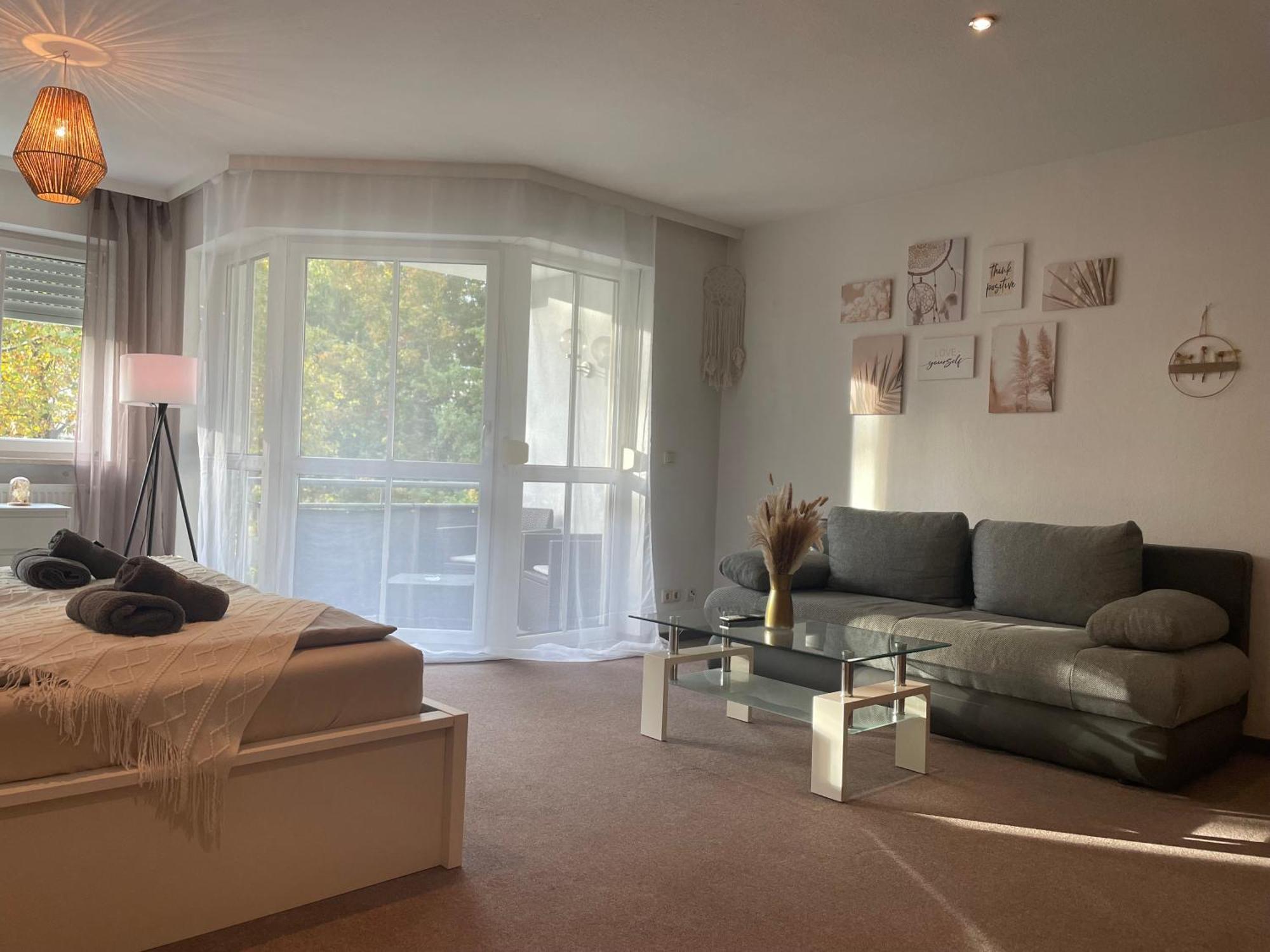 Kingsize Bett Boho Apartment Mit Tiefgarage Naehe Salzburg Freilassing Exteriér fotografie
